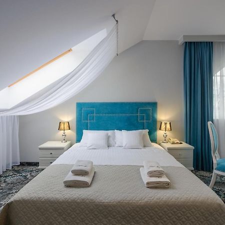 Hotel Lord رادوم المظهر الخارجي الصورة