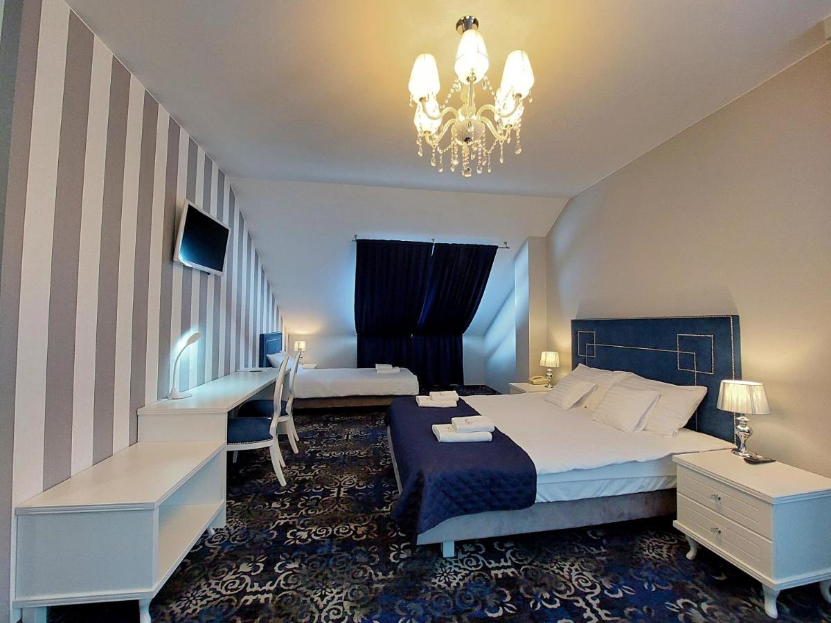 Hotel Lord رادوم المظهر الخارجي الصورة