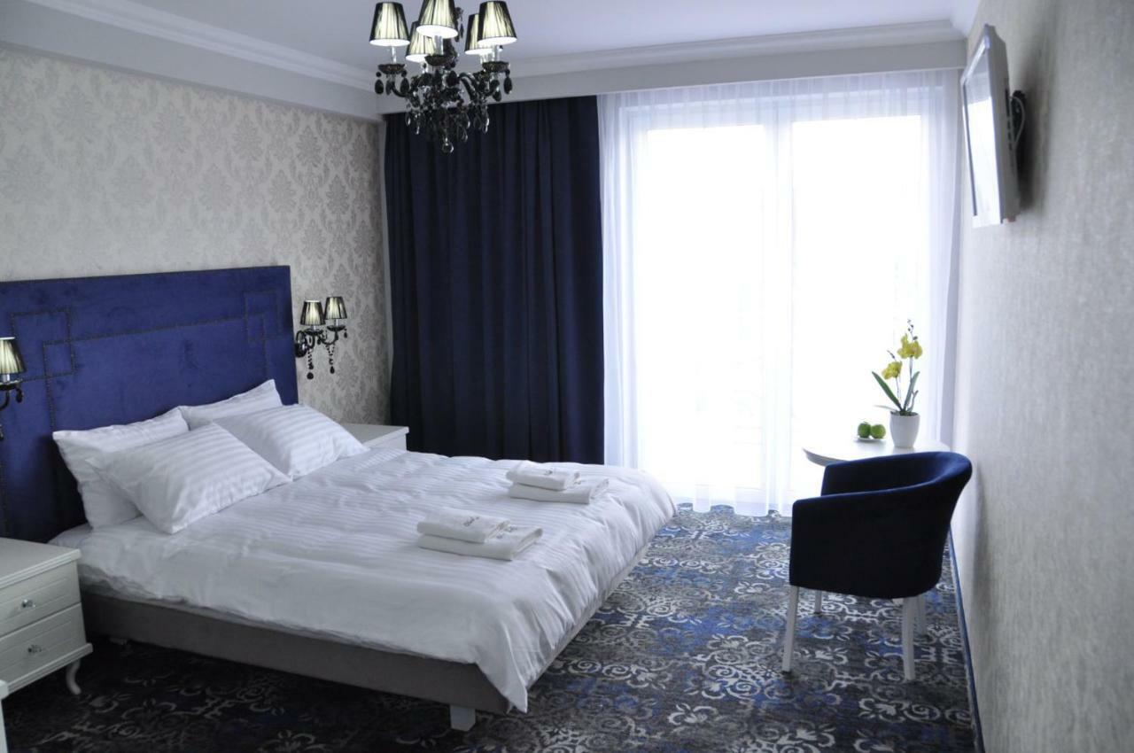 Hotel Lord رادوم المظهر الخارجي الصورة